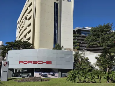 Porsche (Concesionaria)