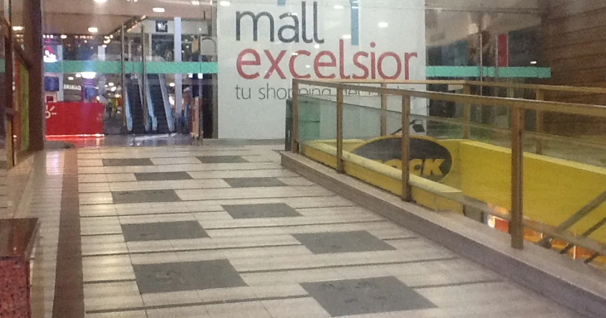 Mall Excelsior