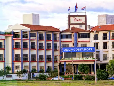De La Costa Hotel