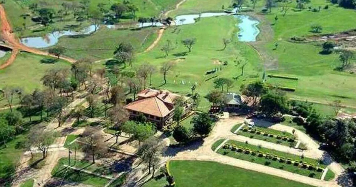 Yacht &amp; Golf Club Paraguayo, a Tribute Portfolio Resort