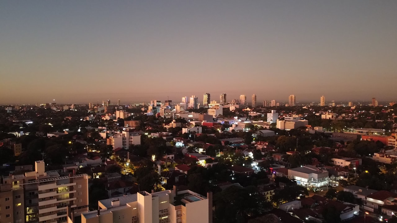 Argentinos en Paraguay 2026: residencia permanente, costos reales y cómo hacerlo bien