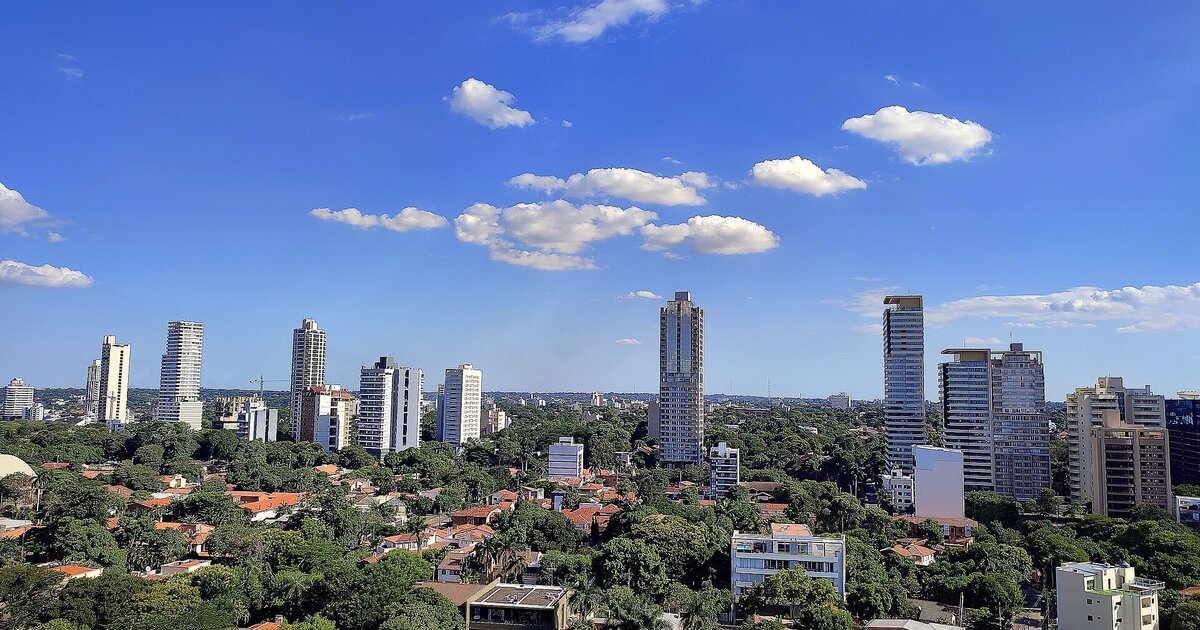 Cómo comprar un inmueble en Paraguay siendo extranjero: proceso, escribano y costos