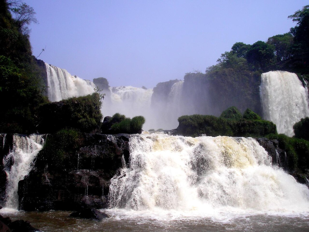Panorama turístico de Paraguay: Iguazú, Chaco, Jesuíticas y el Pantanal que el mundo no conoce