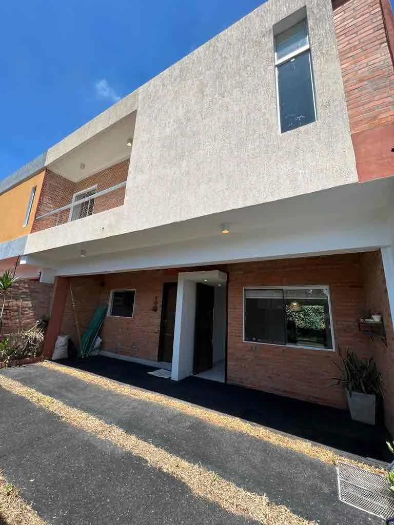 3-bedroom duplex for sale in Villa Aurelia, Asunción
