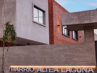 Altea Laguna Grande