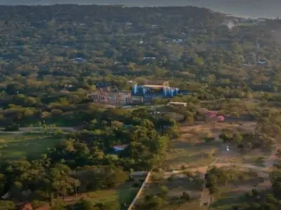 Cumbres de San Bernardino — Terreno con Vista al Lago en Barrio Cerrado 2