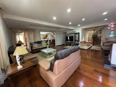 Casa Totalmente Mobiliada para Alugar no Condomínio Amazonia 1, Villa Morra