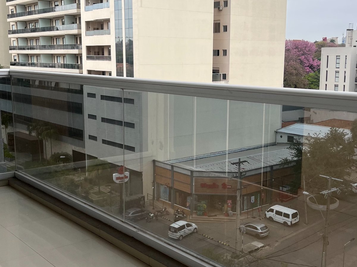 Aluguel de apartamento de 2 quartos na Av. Molas López