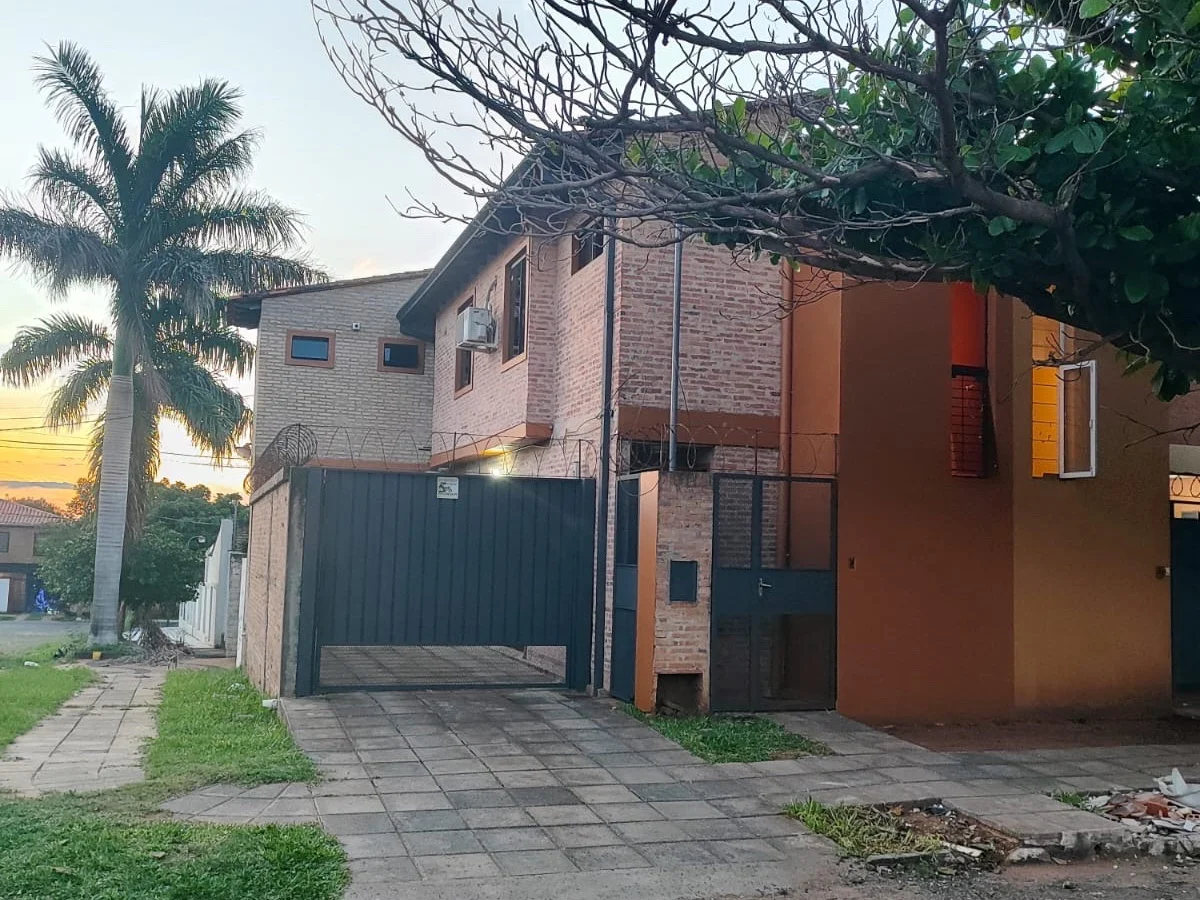 3-Bedroom Corner Duplex in Valle Apua, Lambaré (For Rent)