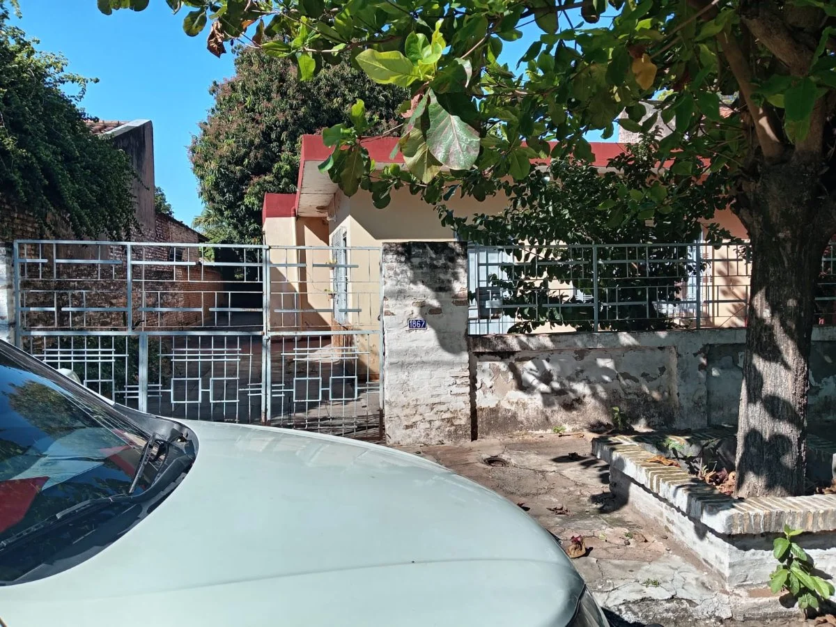 Amplia casa de 5 dormitorios en venta en Sajonia