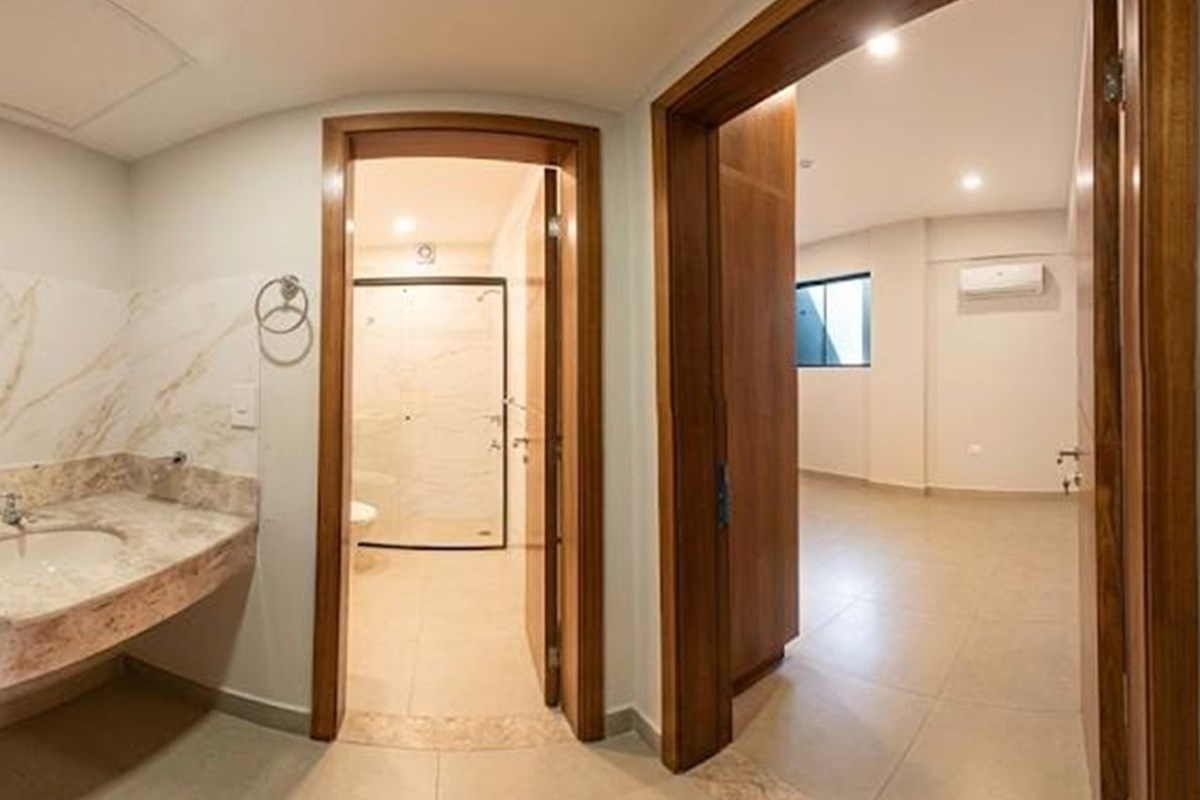 Apartamento seminovo mobiliado para alugar em San Lorenzo