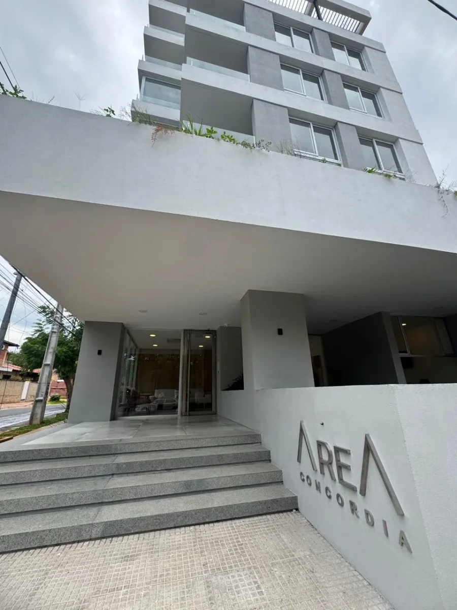 Furnished 1-bedroom apartment with parking in Área Concordia — Barrio Jara, Asunción
