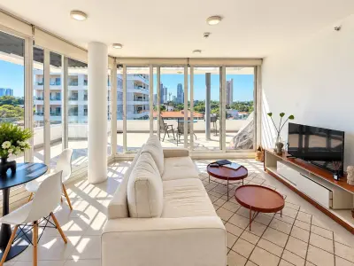 Penthouse 2 dorm con terraza en alquiler — Area Herrera, Asunción