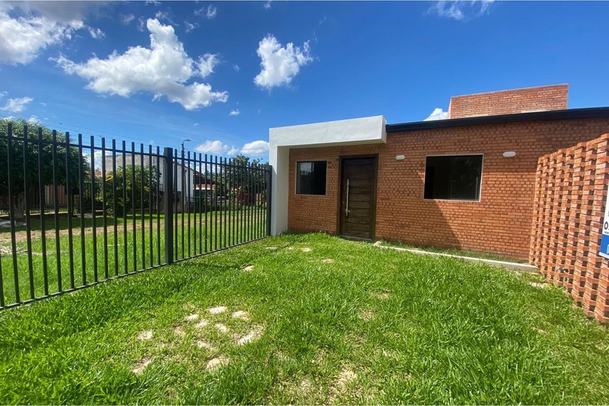 Casa nova à venda em Capiatá com quincho