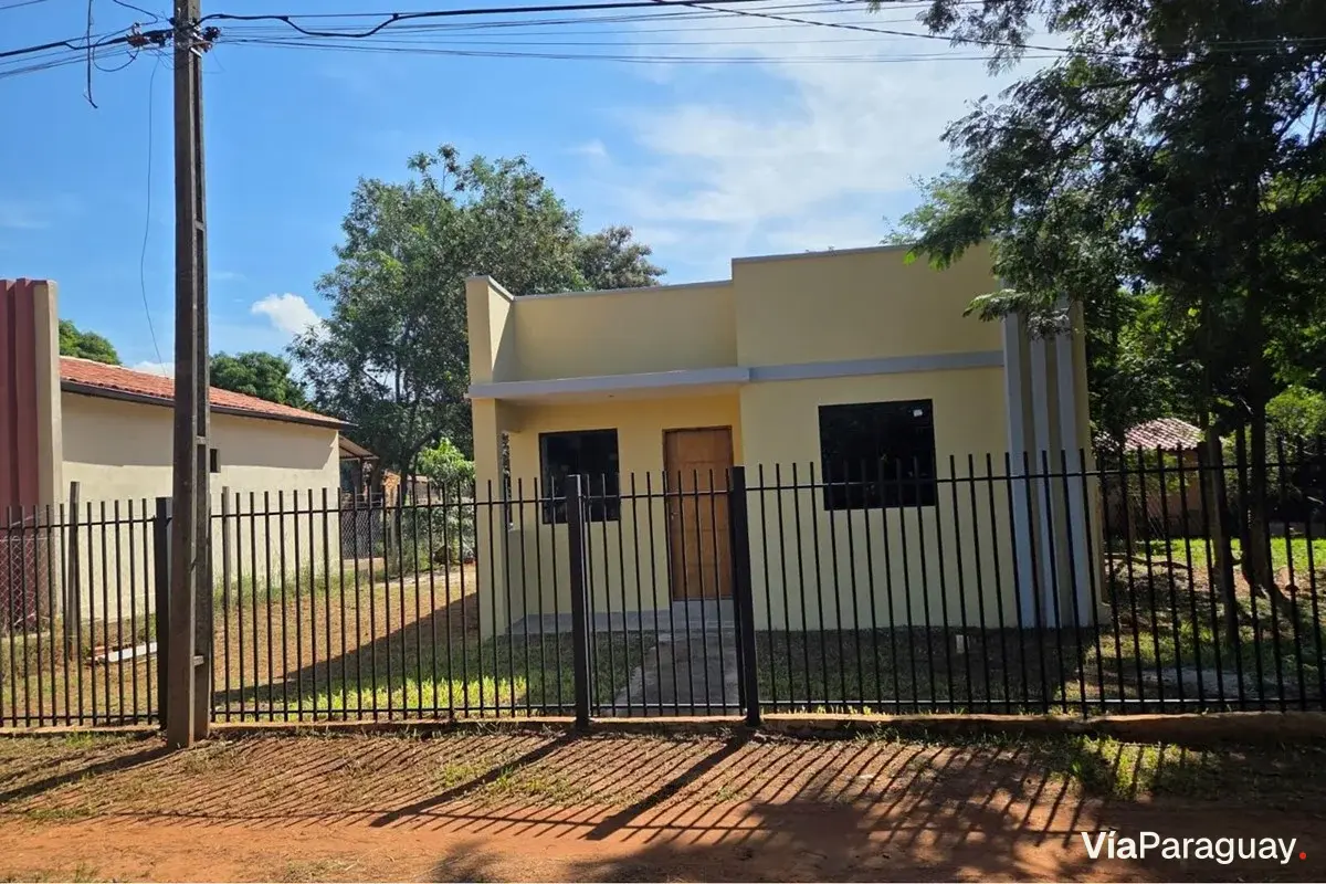 Casa nova à venda em Capiatá, Villa Militar