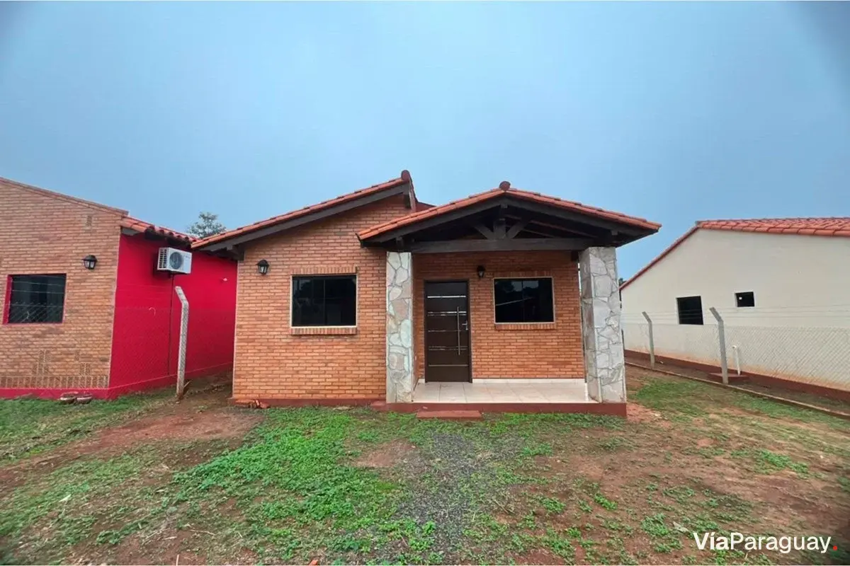 Casa nova à venda em J. Augusto Saldívar, Central