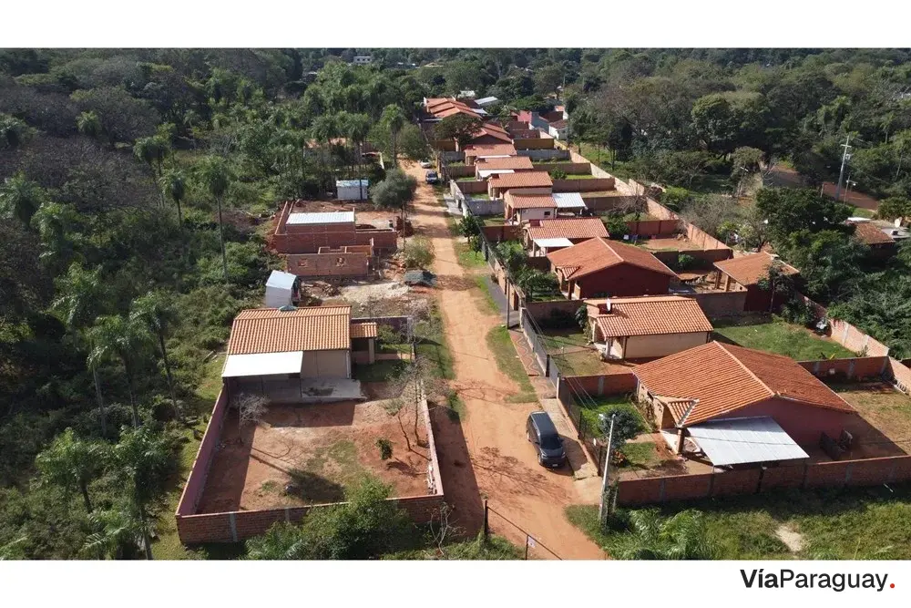 Casa a estrenar en venta en Luque, Residencial HOGIX