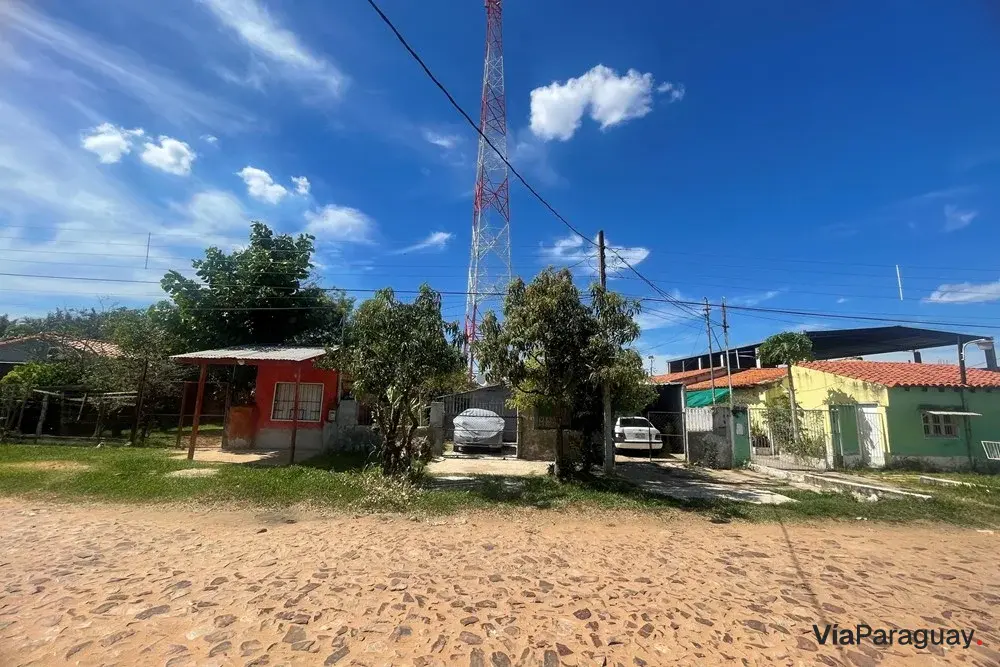 Casa à venda para reformar em Limpio, Central