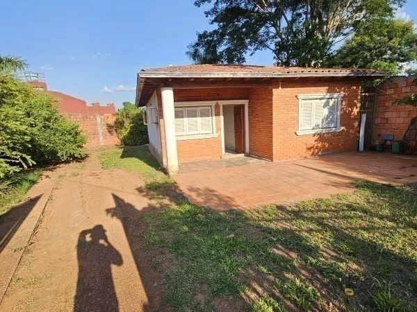 Casa a terminar à venda em Arecaya, Mariano Roque Alonso