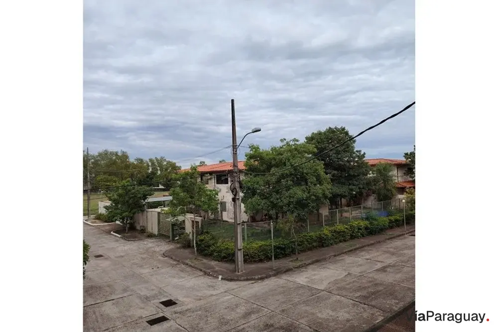 Casa à venda para terminar no condomínio Jardín des Lauriers, Luque