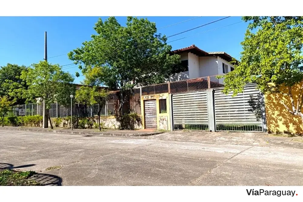 House for sale to finish in Jardín des Lauriers, Luque