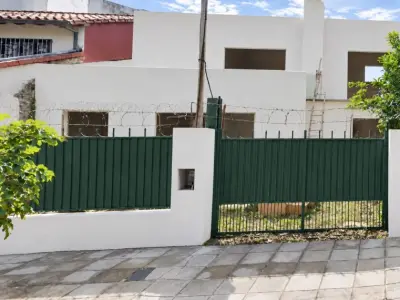 Casa a terminar en venta en Mariscal Estigarribia, Asunción