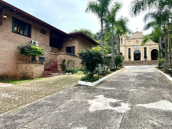 Casa amoblada con piscina en alquiler en el Casco Histórico, San Bernardino
