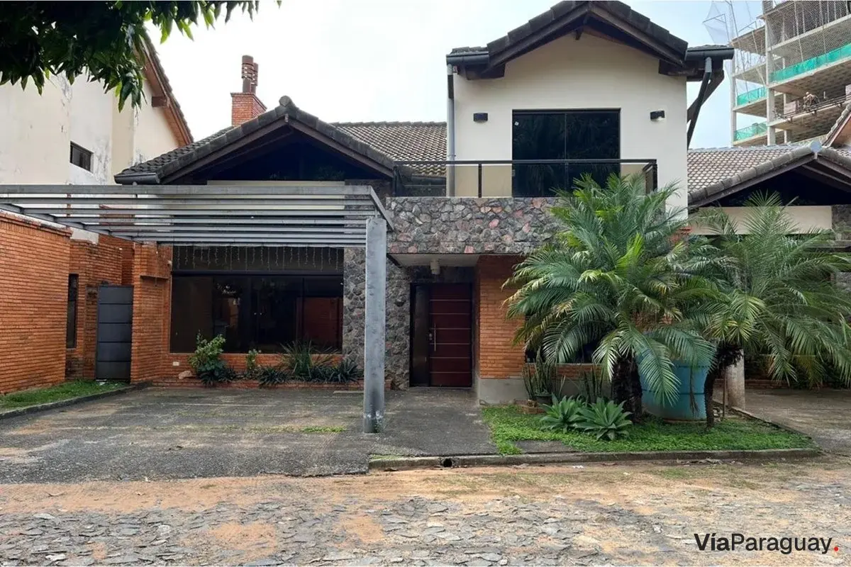 Casa amoblada en alquiler en barrio cerrado Sueños, Laguna Grande