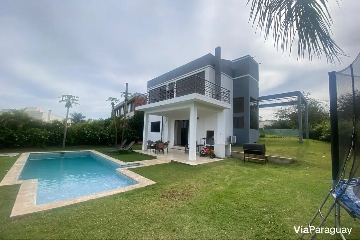 Casa amoblada en venta en Aqua Village, San Bernardino