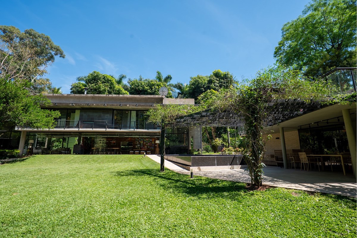 Furnished house for sale in Surubi'y, Mariano Roque Alonso