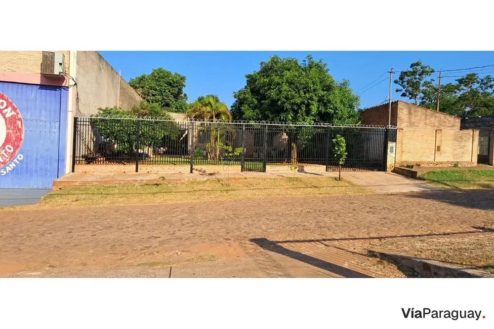 Furnished house for sale in Villa Alta, Itauguá