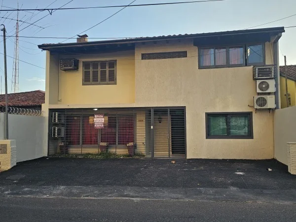 Spacious House for Sale in Ciudad Nueva, Asunción – Ideal for Commercial Use