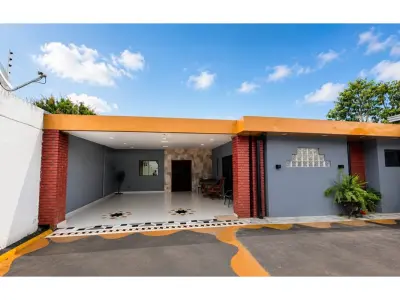 Furnished house for sale in Presidente Franco