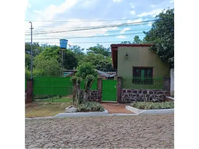 Casa antiga à venda em Encarnación, Itapúa