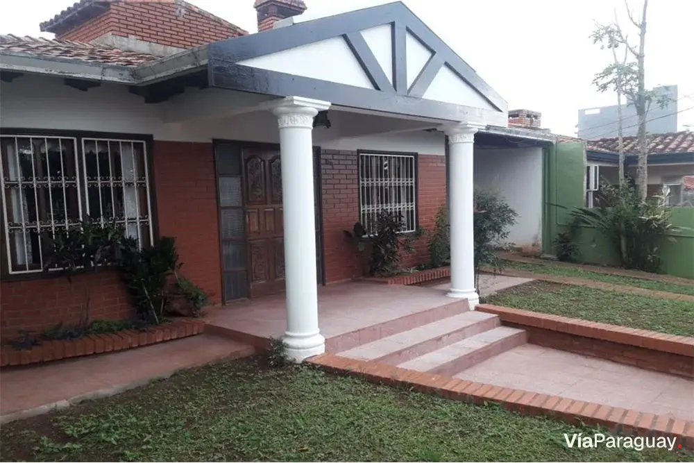 Colonial house for sale in La Paz, Encarnación