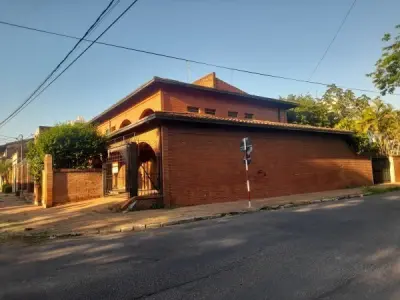 House with Large Lot for Sale in Sajonia, Asunción