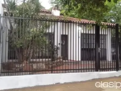 Casa com piscina à venda em San Vicente, Assunção