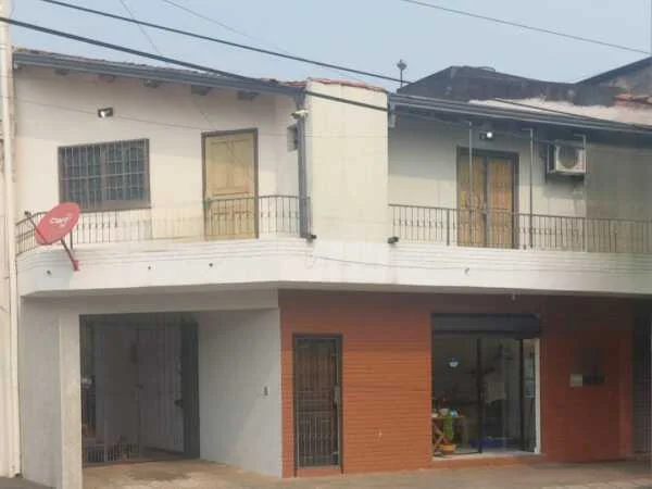 Income-Producing Home for Sale — Barrio Pinoza, Asunción