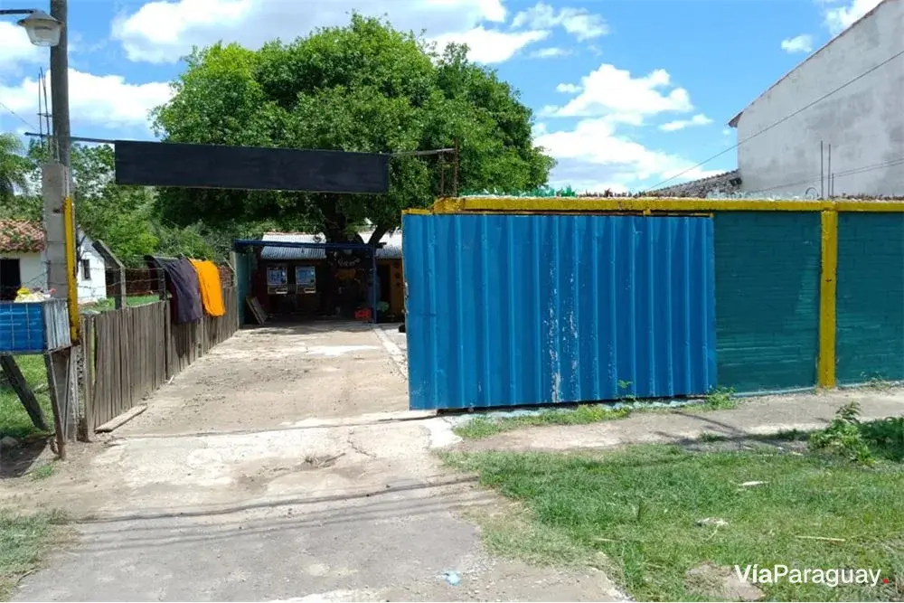 Casa con renta en venta en La Victoria, Villa Hayes
