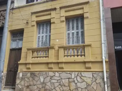 Casa com Renda à Venda em San Roque, Assunção
