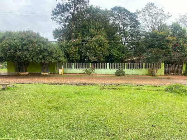 Casa con salón comercial en venta en Minga Guazú, km 27