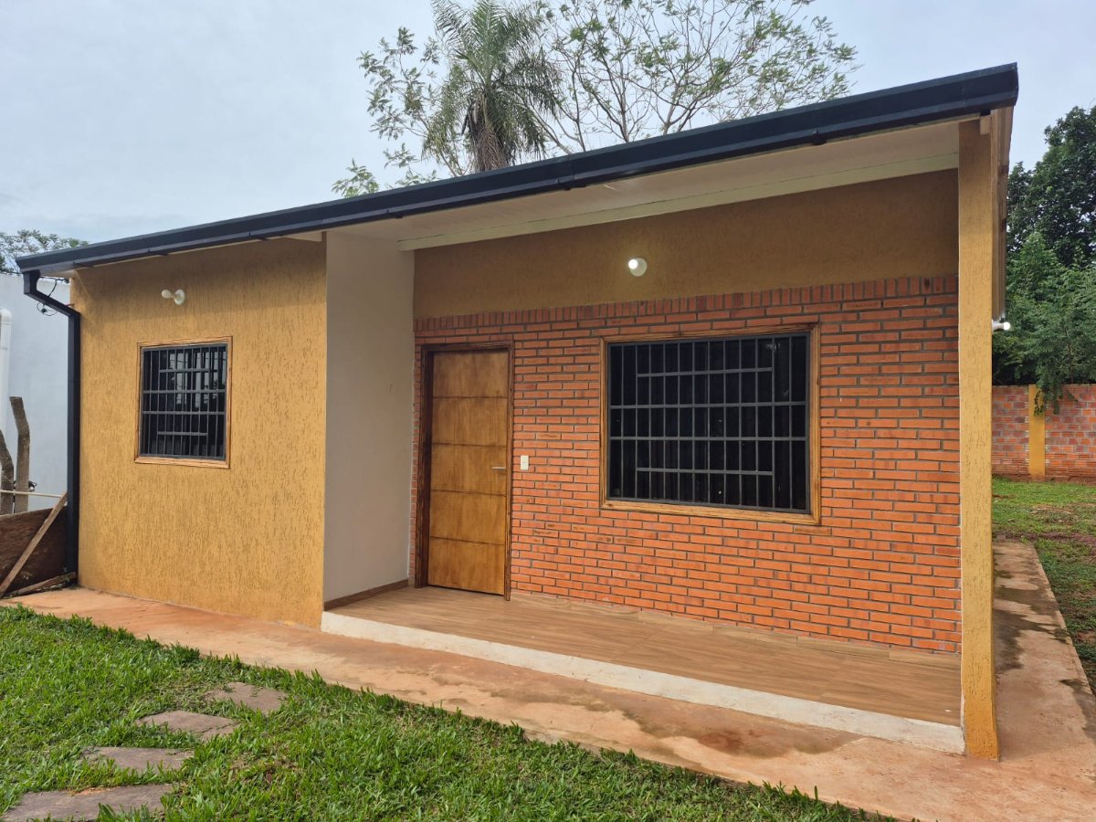 Casa de 2 dormitorios en alquiler en Itauguá