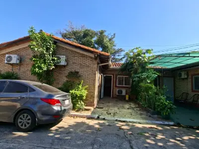 Casa de 2 quartos para alugar em Mariano Roque Alonso