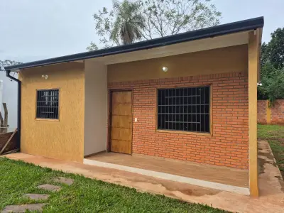 Casa de 2 dormitorios en venta en Barrio 7, Itauguá