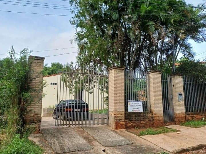 Casa de 2 dormitorios en venta en Villa Amelia, San Lorenzo