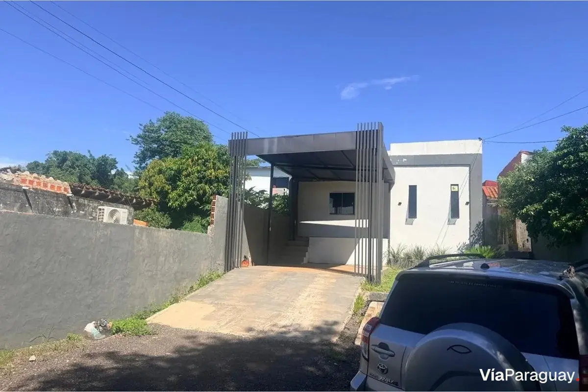 3-Bedroom House for Sale in Mariano Roque Alonso
