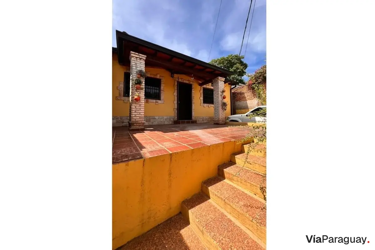 Casa de 3 quartos para alugar em Villa Elisa