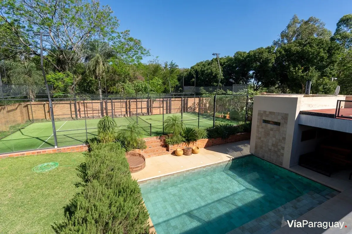 4-suite house for sale in San Bernardino