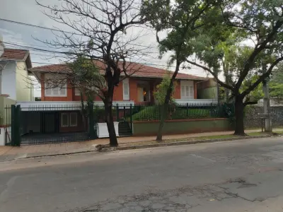 Casa de 5 quartos à venda no bairro Mcal. Francisco Solano López, Asunción