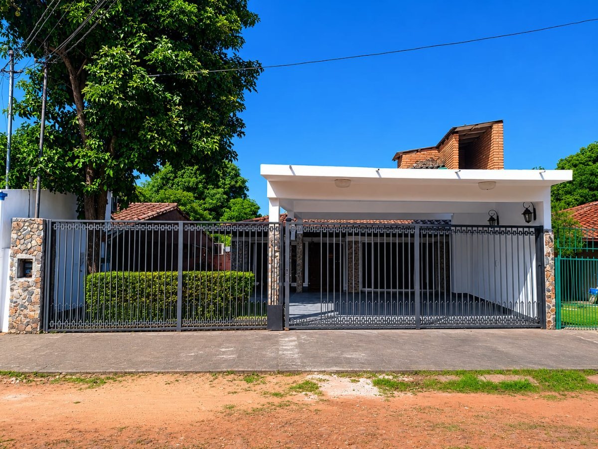 Casa de 5 quartos à venda no Bairro Pozo de la Virgen, Caacupé